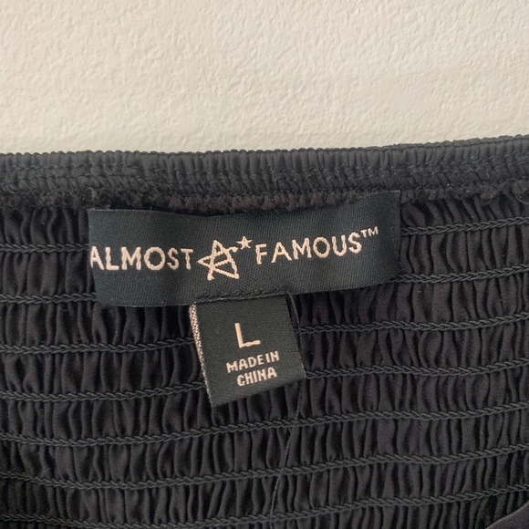 Hot Topic Almost Famous Black Smock Corset Satin Crop Long-Sleeve Top Large - Picture 4 of 5